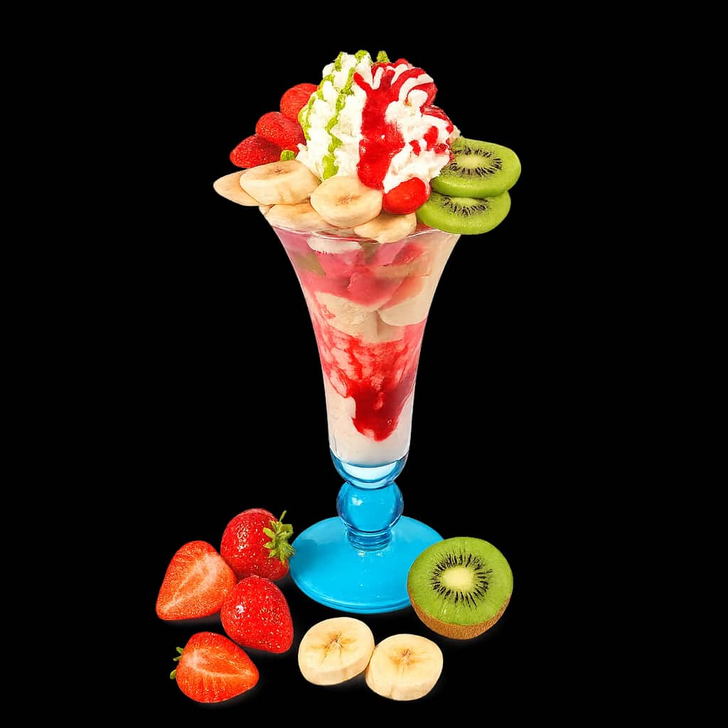 Gelato-Kreation im Eiscafé Milano